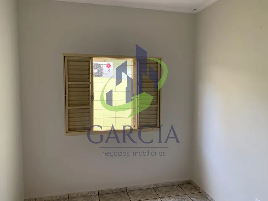 Foto 4 de Casa com 5 quartos para alugar, 216m2 em Jardim Centenário, Mogi Guacu - SP