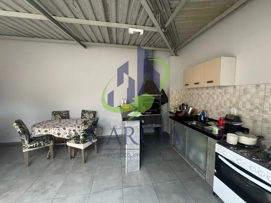 Foto 5 de Casa com 3 quartos à venda, 90m2 em Estiva Gerbi - SP