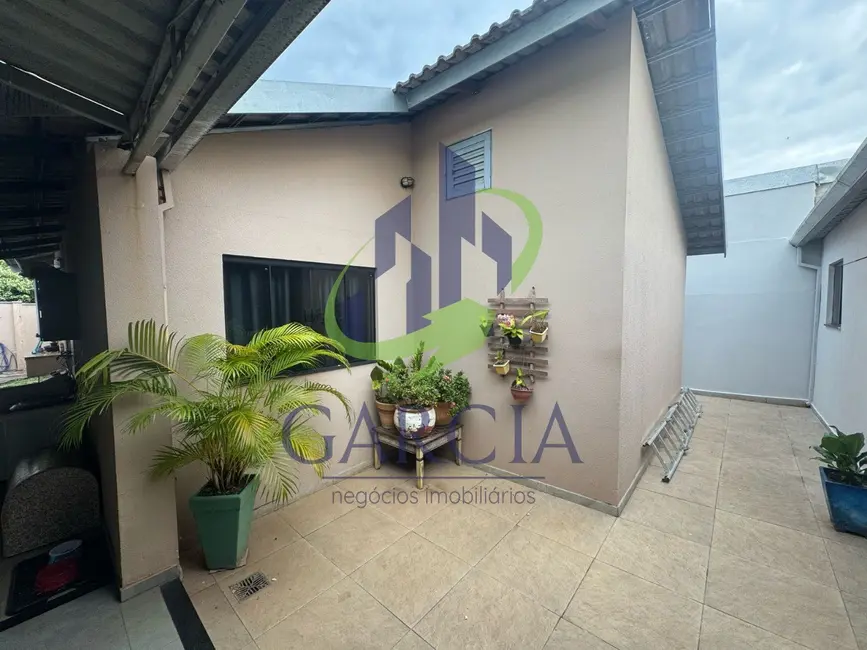 Foto 1 de Casa com 3 quartos à venda, 90m2 em Estiva Gerbi - SP