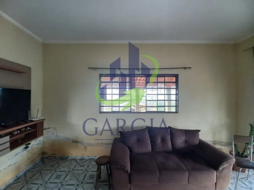 Chácara com 3 quartos à venda, 220m2 em Estiva Gerbi - SP - imagem 3 Foto 3 de Chácara com 3 quartos à venda, 220m2 em Estiva Gerbi - SP