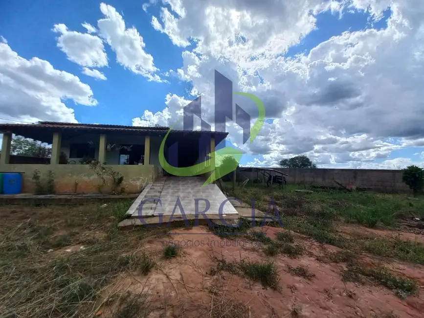 Chácara com 3 quartos à venda, 220m2 em Estiva Gerbi - SP - imagem 5 Foto 5 de Chácara com 3 quartos à venda, 220m2 em Estiva Gerbi - SP