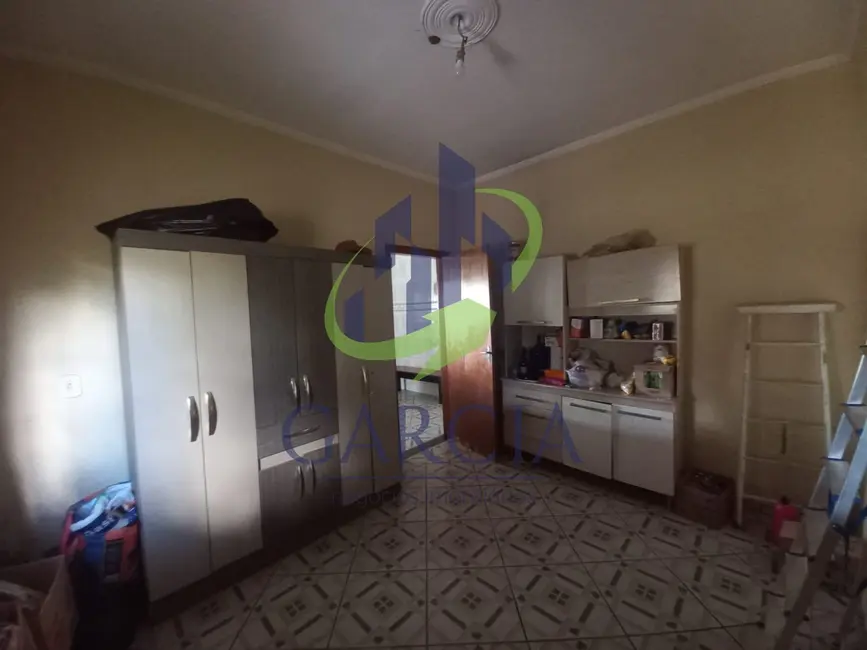 Chácara com 3 quartos à venda, 220m2 em Estiva Gerbi - SP - imagem 4 Foto 4 de Chácara com 3 quartos à venda, 220m2 em Estiva Gerbi - SP