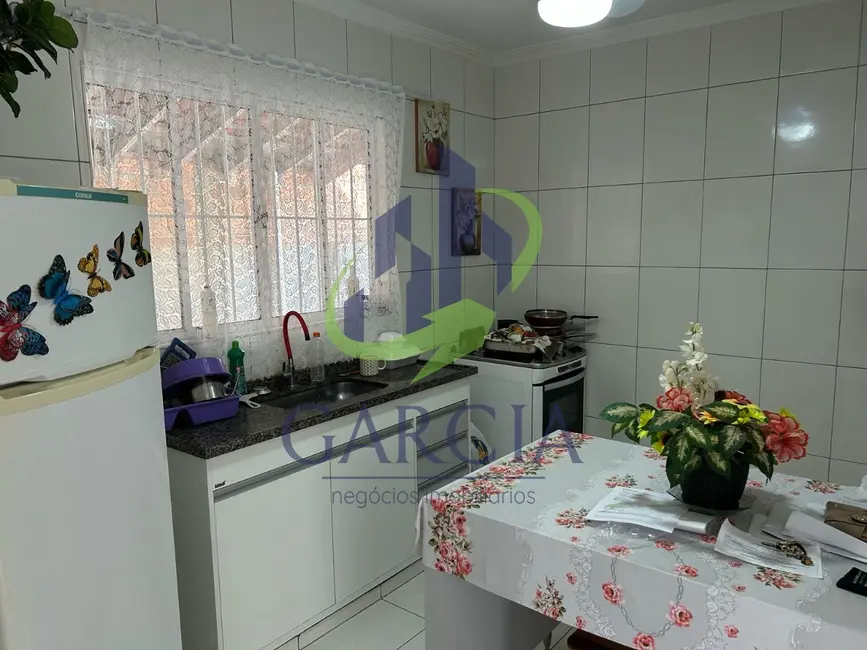 Foto 2 de Casa com 2 quartos à venda, 50m2 em Conjunto Habitacional Hélio Nicolai, Itapira - SP