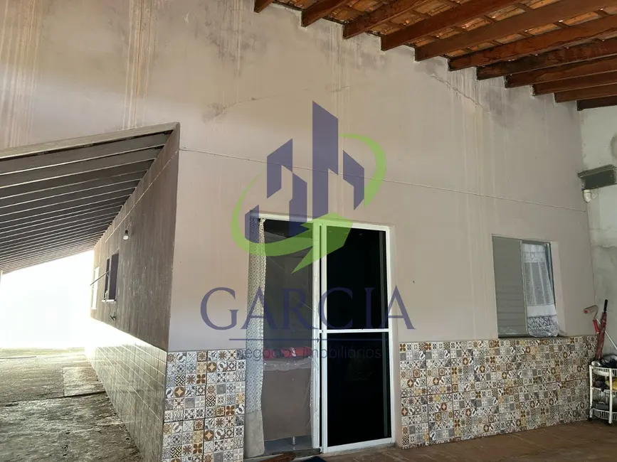 Casa com 2 quartos à venda, 50m2 em Conjunto Habitacional Hélio Nicolai, Itapira - SP - imagem 3 Foto 3 de Casa com 2 quartos à venda, 50m2 em Conjunto Habitacional Hélio Nicolai, Itapira - SP