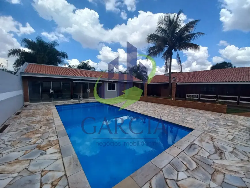 Foto 1 de Chácara com 4 quartos à venda, 300m2 em Chácara Ipê, Mogi Mirim - SP