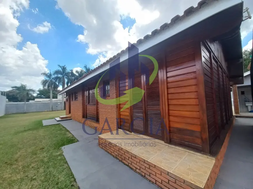 Foto 9 de Chácara com 4 quartos à venda, 300m2 em Chácara Ipê, Mogi Mirim - SP