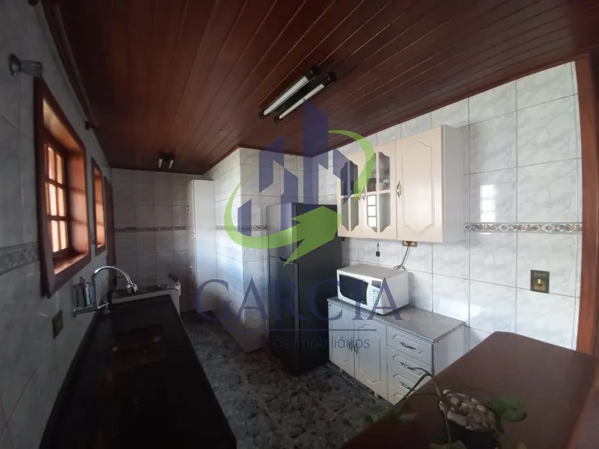 Foto 7 de Chácara com 4 quartos à venda, 300m2 em Chácara Ipê, Mogi Mirim - SP