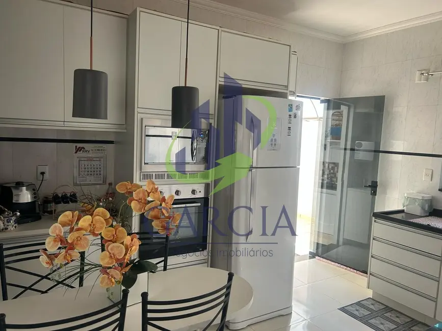 Foto 9 de Casa com 3 quartos à venda, 201m2 em Jardim São José, Mogi Guacu - SP