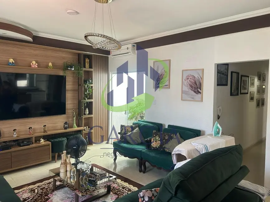 Foto 2 de Casa com 3 quartos à venda, 201m2 em Jardim São José, Mogi Guacu - SP