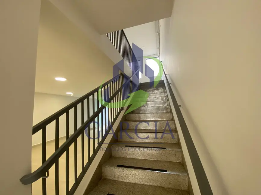 Sala Comercial para alugar, 210m2 em Centro, Mogi Guacu - SP - imagem 2 Foto 2 de Sala Comercial para alugar, 210m2 em Centro, Mogi Guacu - SP