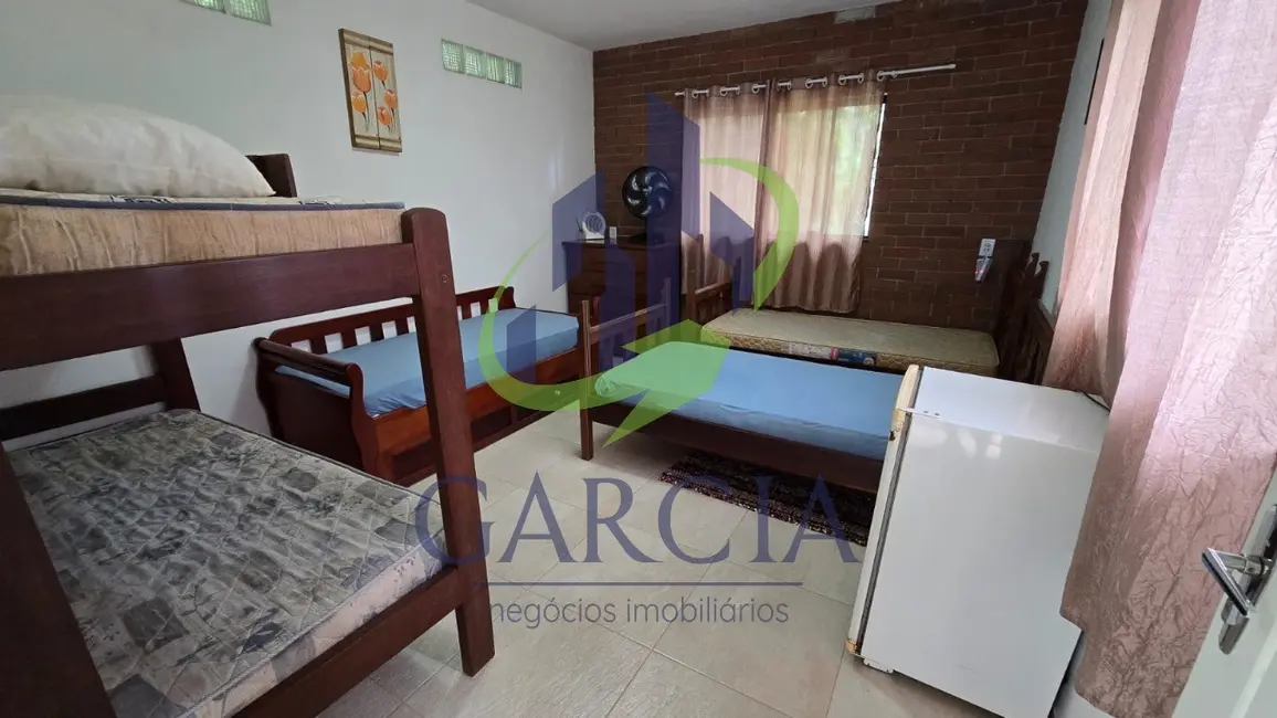 Chácara com 4 quartos à venda, 200m2 em Monte Siao - MG - imagem 7 Foto 7 de Chácara com 4 quartos à venda, 200m2 em Monte Siao - MG