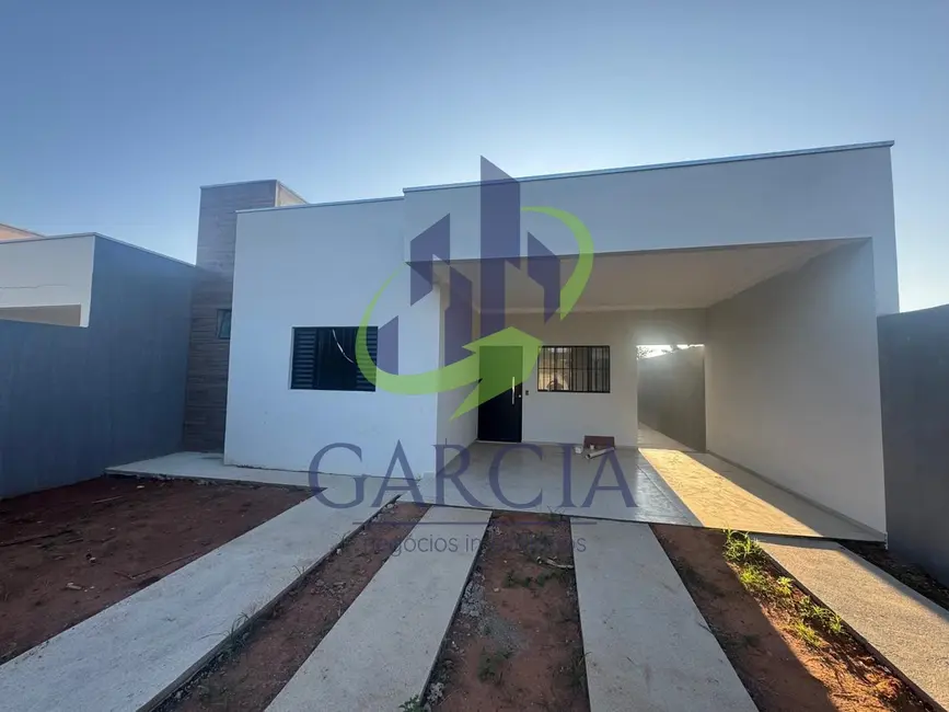 Foto 1 de Casa com 3 quartos para alugar, 90m2 em Estiva Gerbi - SP