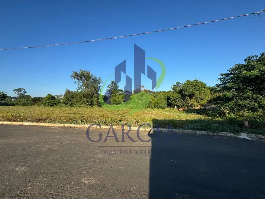 Foto 3 de Terreno / Lote à venda, 200m2 em Estiva Gerbi - SP