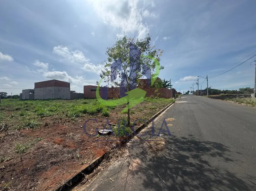 Foto 2 de Terreno / Lote à venda, 300m2 em Estiva Gerbi - SP