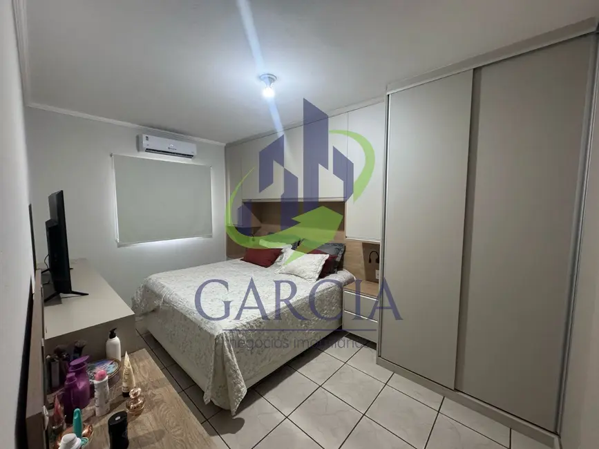 Foto 2 de Casa com 2 quartos à venda, 140m2 em Loteamento Parque Real Guaçu, Mogi Guacu - SP