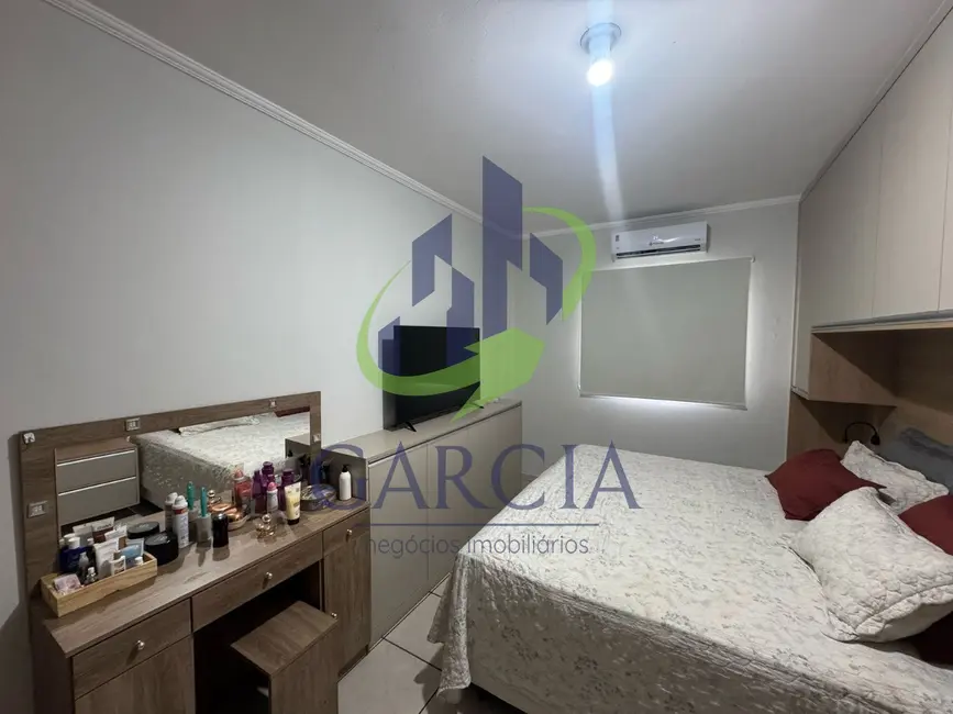 Foto 3 de Casa com 2 quartos à venda, 140m2 em Loteamento Parque Real Guaçu, Mogi Guacu - SP