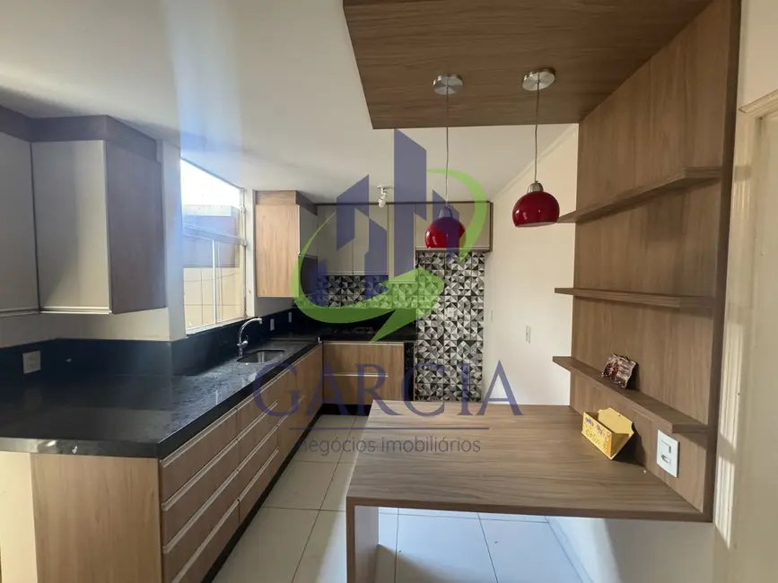 Foto 1 de Casa com 3 quartos à venda, 230m2 em Jardim Presidente, Mogi Guacu - SP