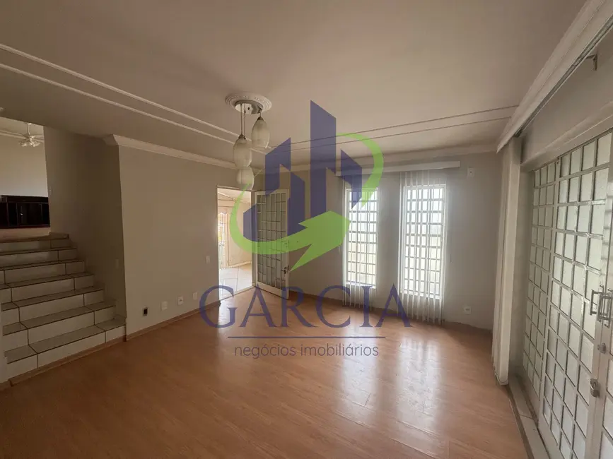 Foto 3 de Casa com 3 quartos à venda, 230m2 em Jardim Presidente, Mogi Guacu - SP