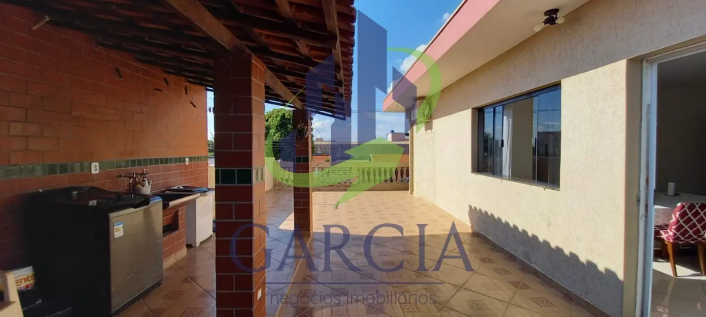 Foto 1 de Casa com 2 quartos à venda, 386m2 em Vila São Carlos, Mogi Guacu - SP