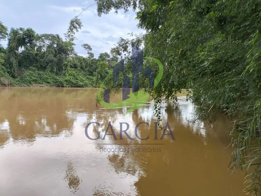 Foto 8 de Chácara com 3 quartos à venda, 78m2 em Martinho Prado Júnior, Mogi Guacu - SP