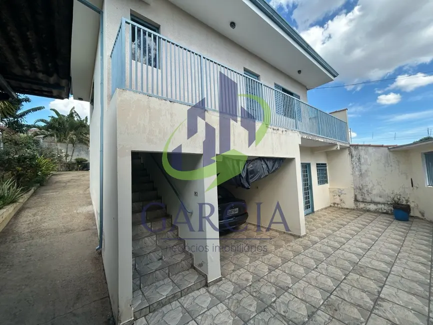 Foto 1 de Casa com 3 quartos para alugar, 150m2 em Vila Santa Luzia, Mogi Mirim - SP