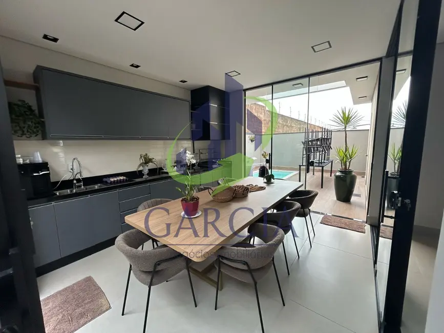 Foto 1 de Casa com 3 quartos à venda, 180m2 em Mogi Mirim - SP