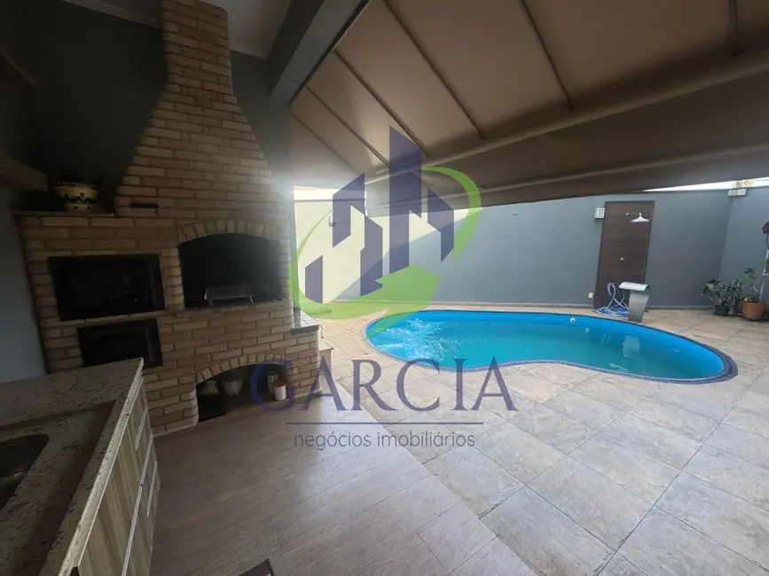 Foto 1 de Casa com 3 quartos à venda, 212m2 em Mogi Guacu - SP