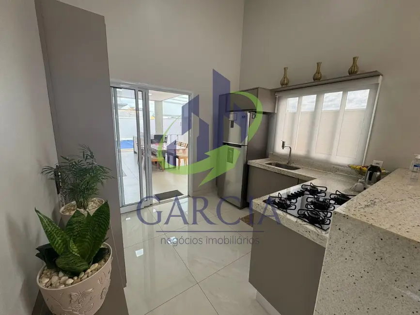 Foto 3 de Casa com 3 quartos à venda, 220m2 em Estiva Gerbi - SP