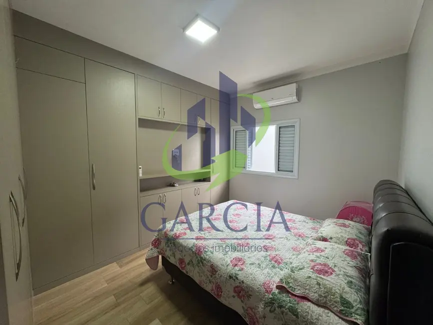 Foto 4 de Casa com 3 quartos à venda, 220m2 em Estiva Gerbi - SP