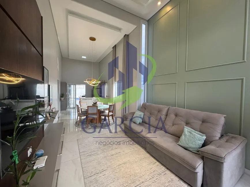 Foto 1 de Casa com 3 quartos à venda, 220m2 em Estiva Gerbi - SP