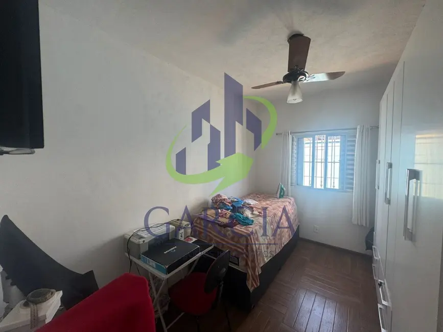 Foto 9 de Casa com 5 quartos à venda, 178m2 em Parque São Camilo, Mogi Guacu - SP