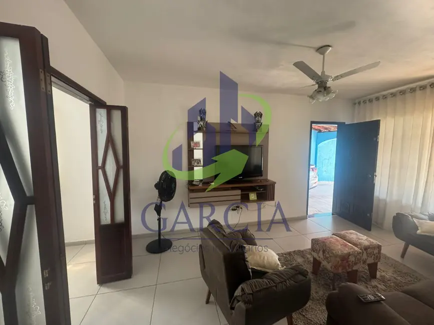 Foto 2 de Casa com 5 quartos à venda, 178m2 em Parque São Camilo, Mogi Guacu - SP
