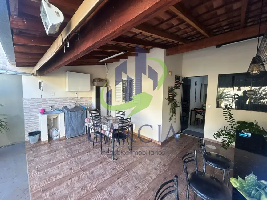 Foto 3 de Casa com 2 quartos à venda, 100m2 em Jardim Guaçuano, Mogi Guacu - SP