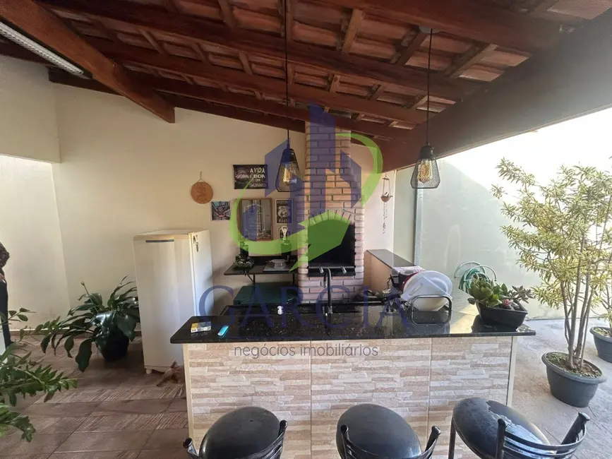 Foto 2 de Casa com 2 quartos à venda, 100m2 em Jardim Guaçuano, Mogi Guacu - SP