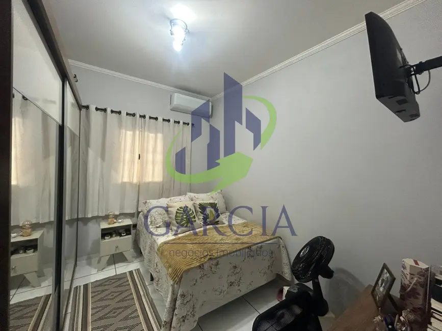 Foto 6 de Casa com 2 quartos à venda, 100m2 em Jardim Guaçuano, Mogi Guacu - SP