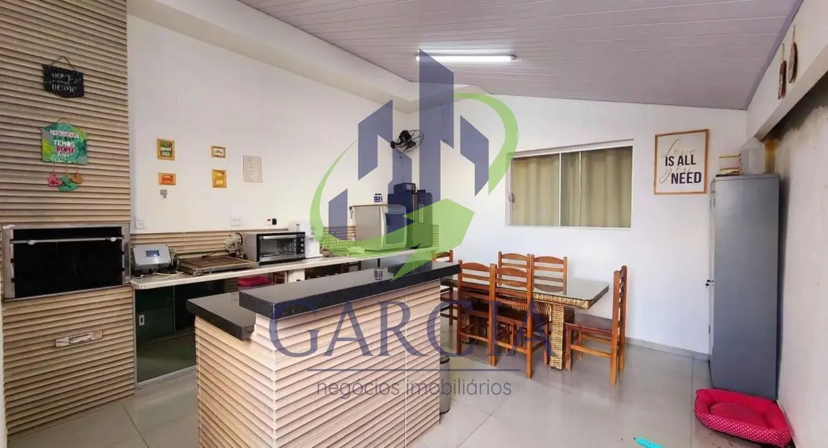 Foto 1 de Casa com 4 quartos à venda, 170m2 em Jardim Áurea, Mogi Mirim - SP