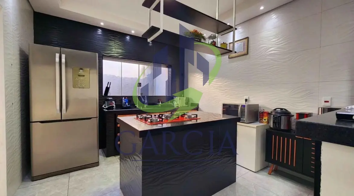 Foto 4 de Casa com 4 quartos à venda, 170m2 em Jardim Áurea, Mogi Mirim - SP