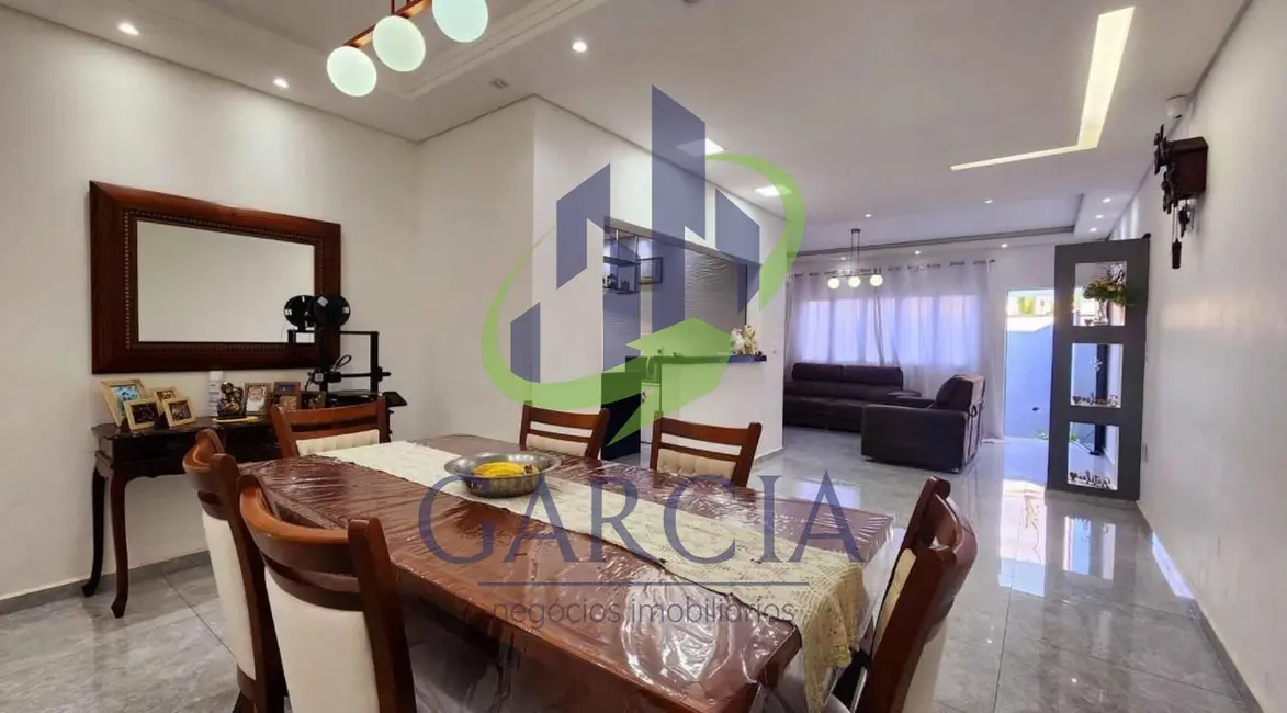 Foto 3 de Casa com 4 quartos à venda, 170m2 em Jardim Áurea, Mogi Mirim - SP