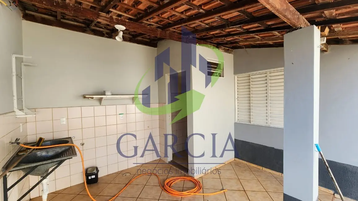 Foto 6 de Casa com 4 quartos para alugar, 200m2 em Chácara Nova Odessa, Mogi Guacu - SP