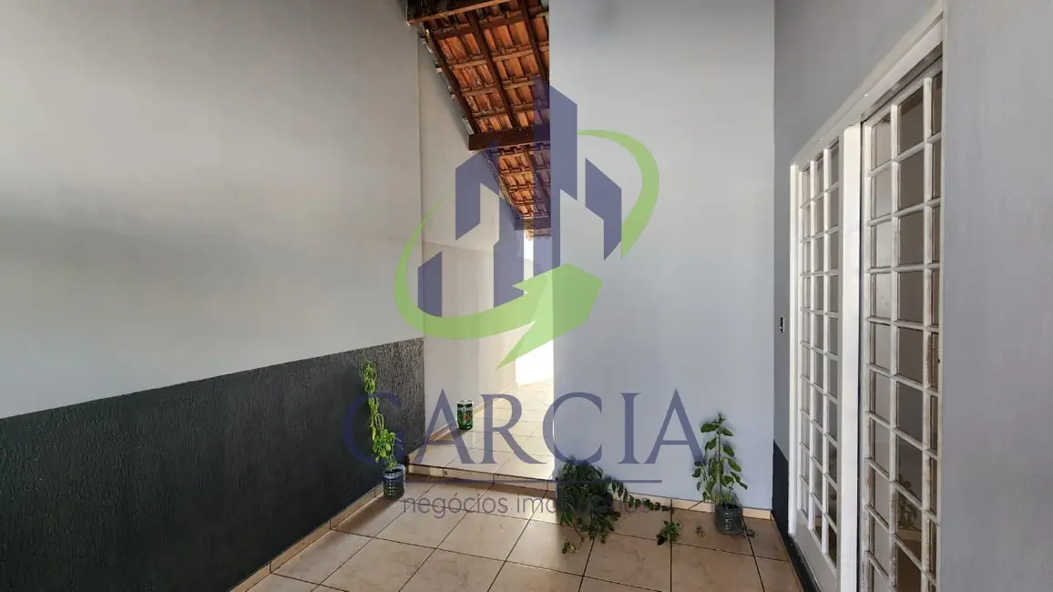 Foto 5 de Casa com 4 quartos para alugar, 200m2 em Chácara Nova Odessa, Mogi Guacu - SP