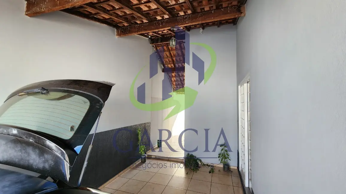 Foto 4 de Casa com 4 quartos para alugar, 200m2 em Chácara Nova Odessa, Mogi Guacu - SP