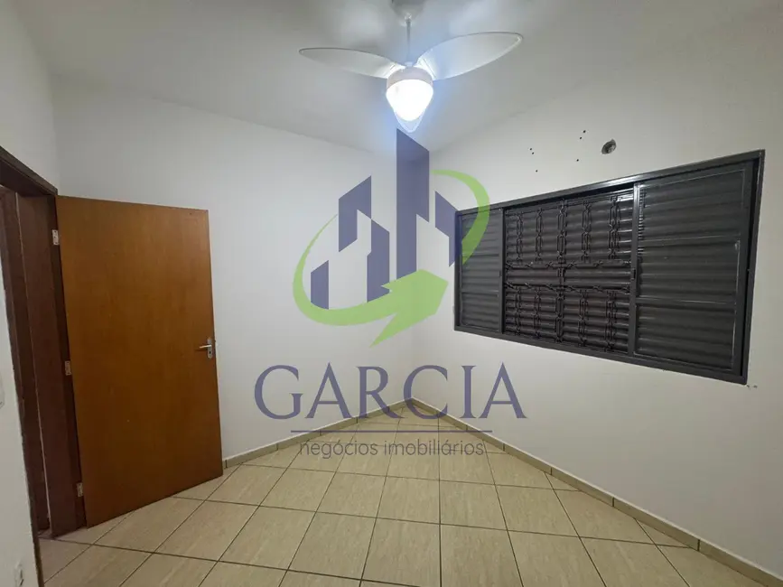 Chácara com 3 quartos à venda, 220m2 em Mogi Guacu - SP - imagem 8 Foto 8 de Chácara com 3 quartos à venda, 220m2 em Mogi Guacu - SP