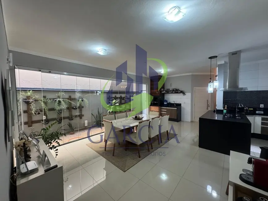 Foto 1 de Casa com 3 quartos à venda, 134m2 em Jardim Santa Mônica I, Mogi Guacu - SP