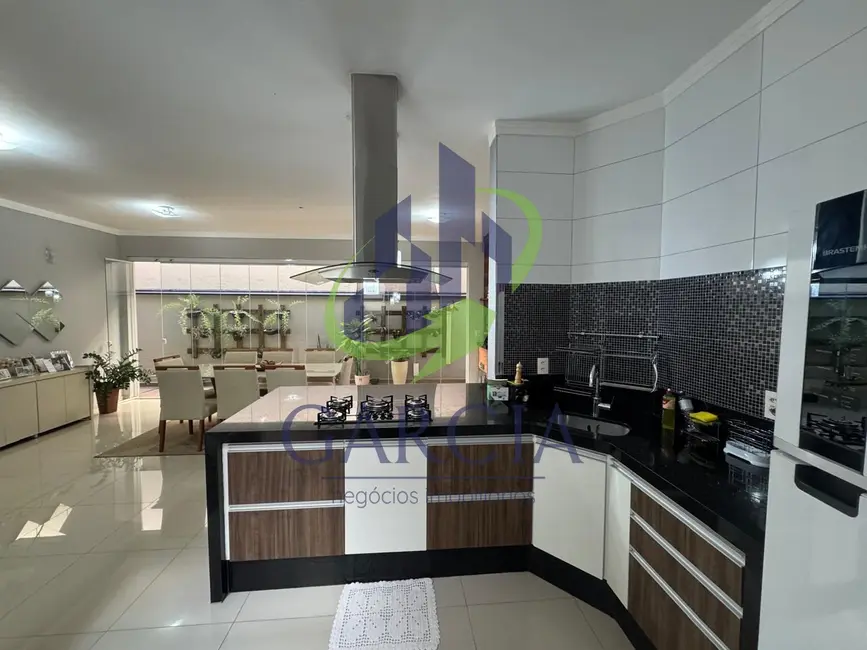 Foto 8 de Casa com 3 quartos à venda, 134m2 em Jardim Santa Mônica I, Mogi Guacu - SP