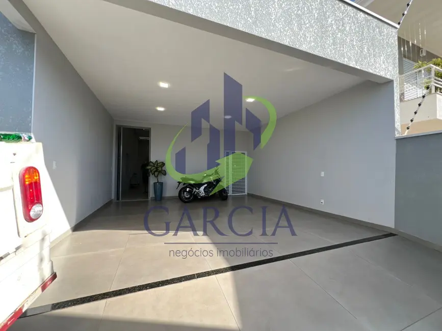 Foto 2 de Casa com 4 quartos à venda e para alugar, 180m2 em Residencial do Bosque, Mogi Mirim - SP