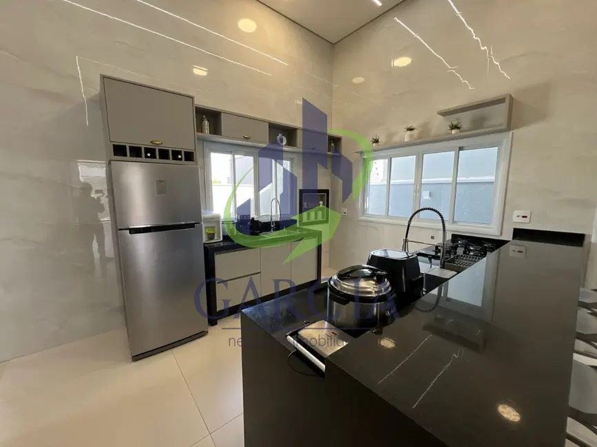 Foto 7 de Casa com 4 quartos à venda, 180m2 em Residencial do Bosque, Mogi Mirim - SP