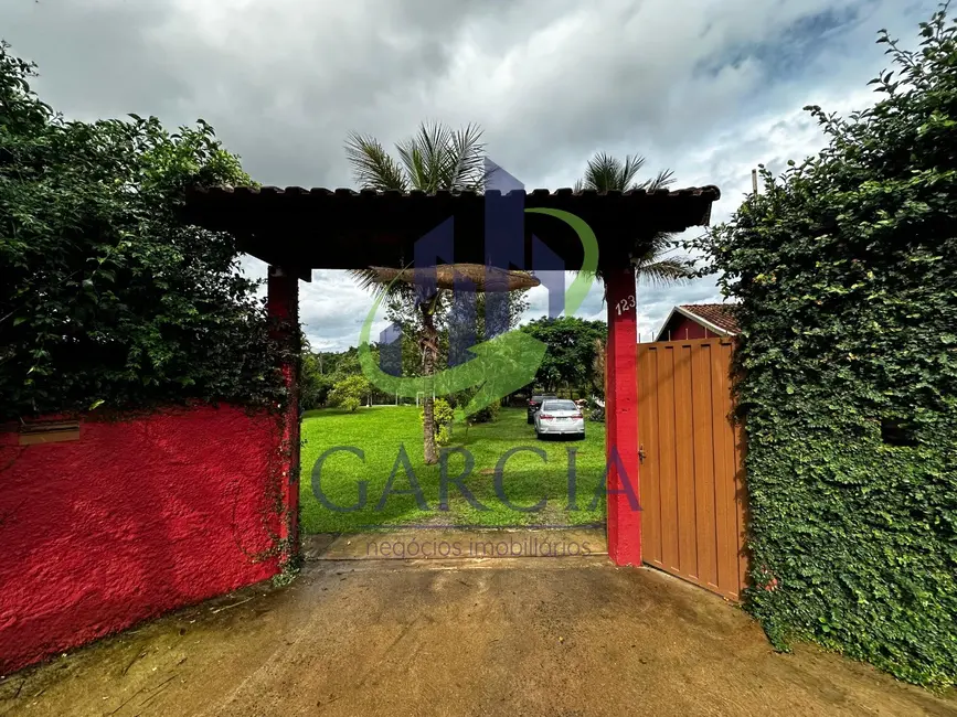 Chácara com 3 quartos à venda em Monte Siao - MG - imagem 3 Foto 3 de Chácara com 3 quartos à venda em Monte Siao - MG