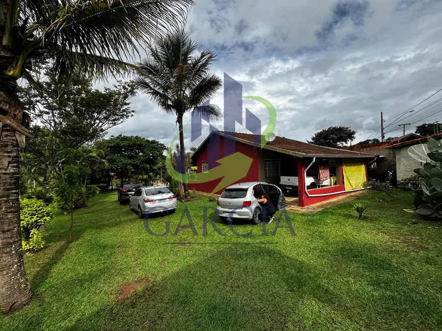 Chácara com 3 quartos à venda em Monte Siao - MG - imagem 4 Foto 4 de Chácara com 3 quartos à venda em Monte Siao - MG