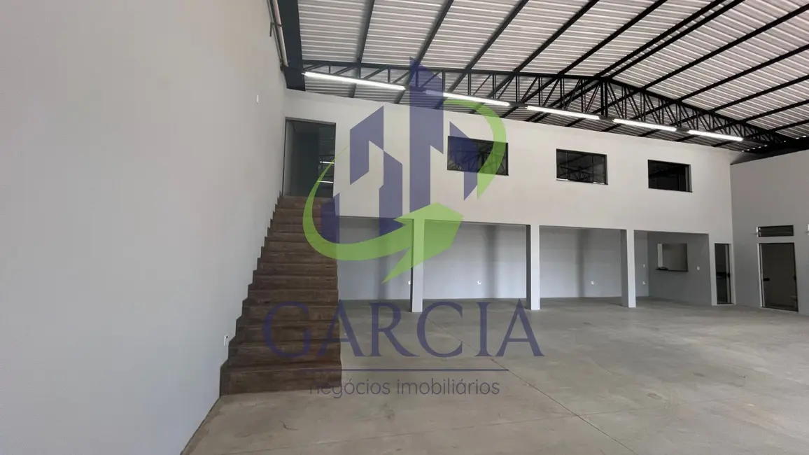 Foto 3 de Armazém / Galpão à venda, 450m2 em Mogi Mirim - SP
