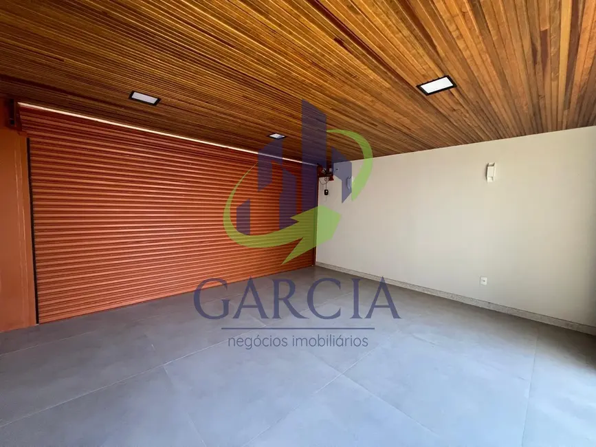 Foto 2 de Casa com 4 quartos à venda, 270m2 em Mogi Mirim - SP